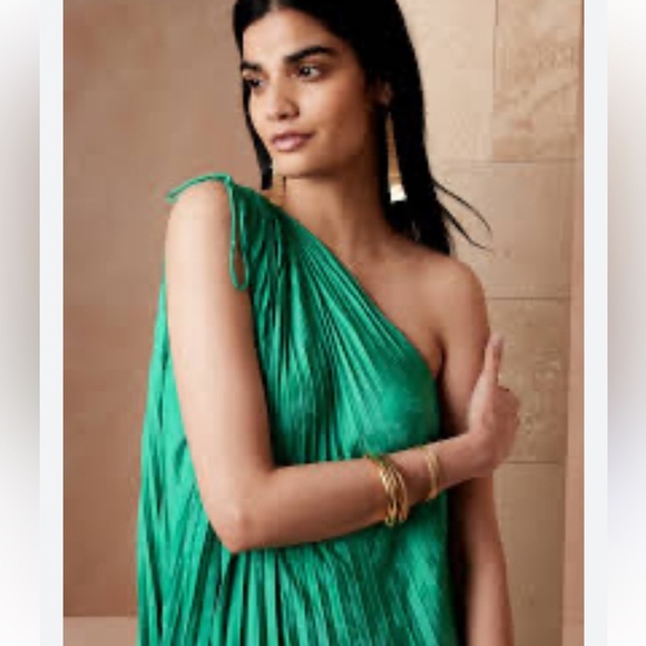 Banana Republic Radiant One Shoulder Dress - Picture 3 of 10